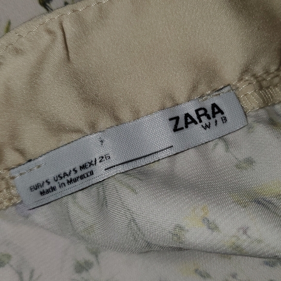 Small Spaghetti Strap Asymmetrical Tanktop Zara - Picture 12 of 12